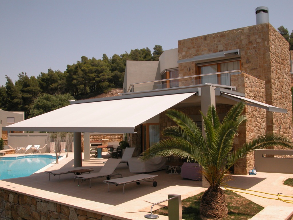 Expand Outdoor Living Space, Retractable Awnings Dallas
