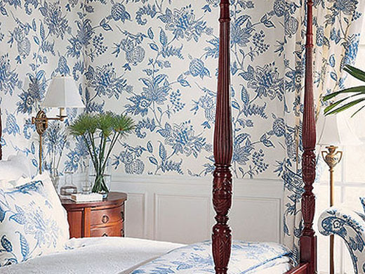Wallpaper & Custom Bedding in the bedroom